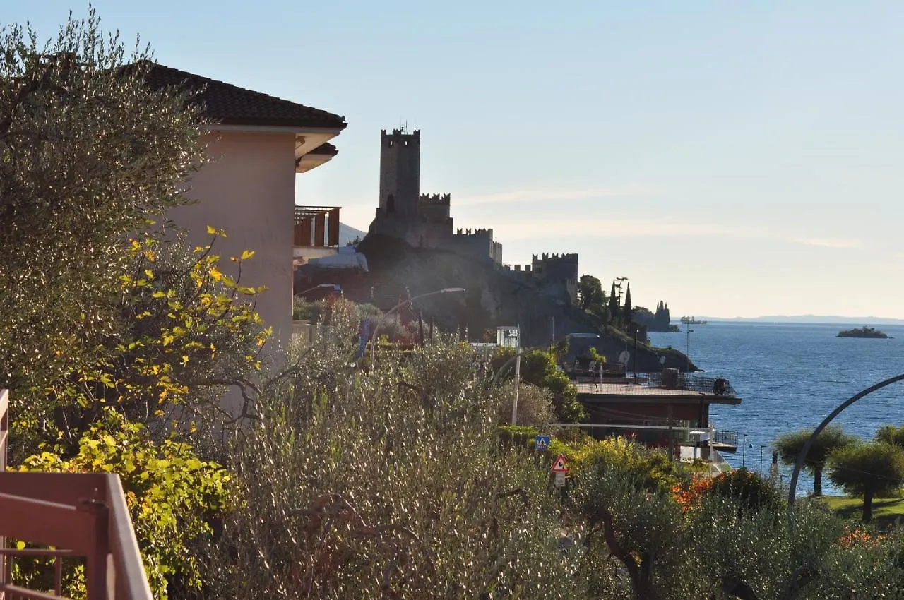*** Aparthotel Villa Pifferi Malcesine Italy