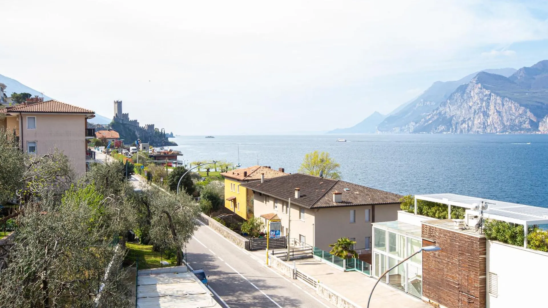 Villa Pifferi Malcesine Aparthotel
