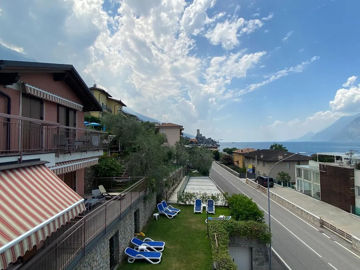 Villa Pifferi Malcesine Hotel apartamentowy