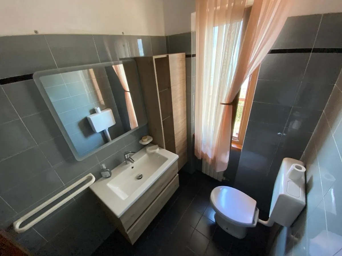Villa Pifferi Malcesine 3*,  Włochy